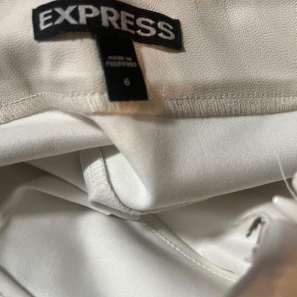 Express Vegan Leather Bandage Mini Skirt White - Picture 3 of 4